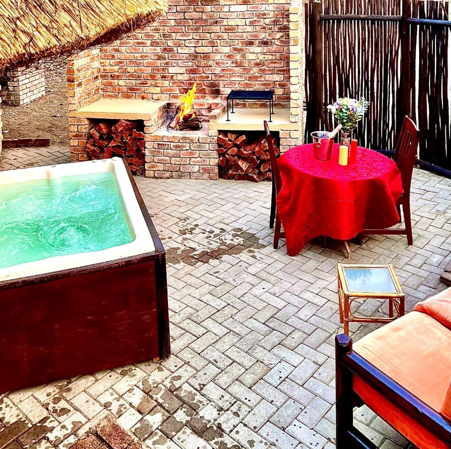 Manzini Chalets Marloth Park Exterior foto